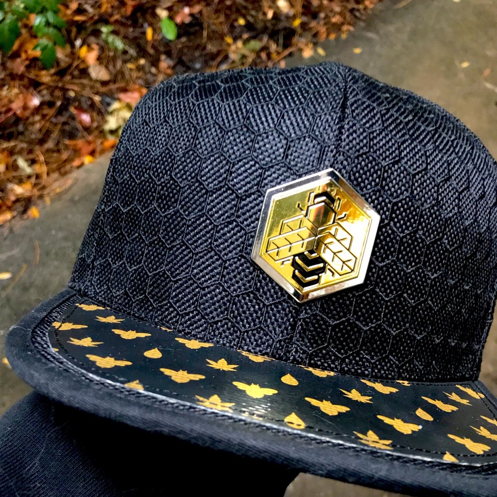 Grassroots Bee Slick fitted hat